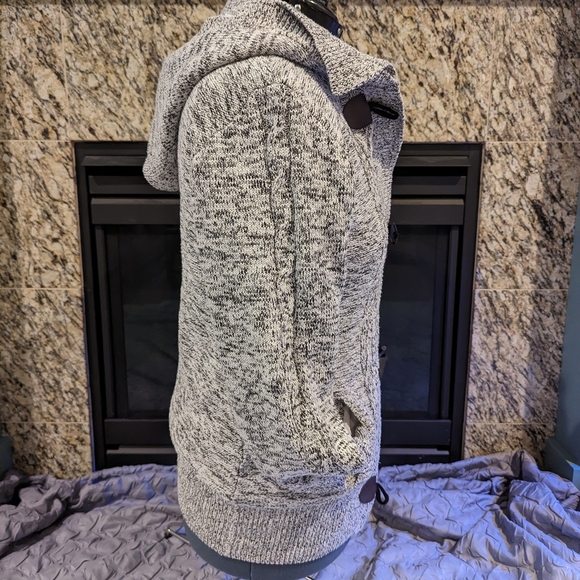 Gray Toggle Knit Jacket with Hood - Picture 2 of 7